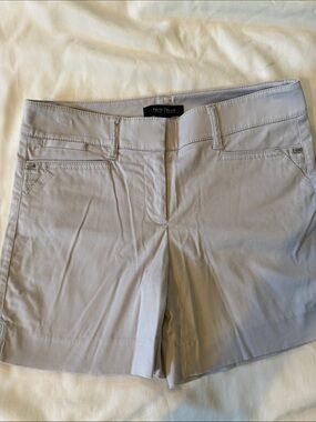 White House Black Market Light Gray Women's Tailored Shorts